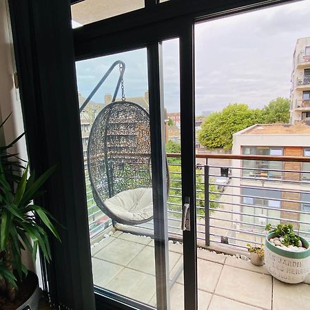Cosy 1 Bedroom Apartment With Balcony Near Chiswick Londra Esterno foto
