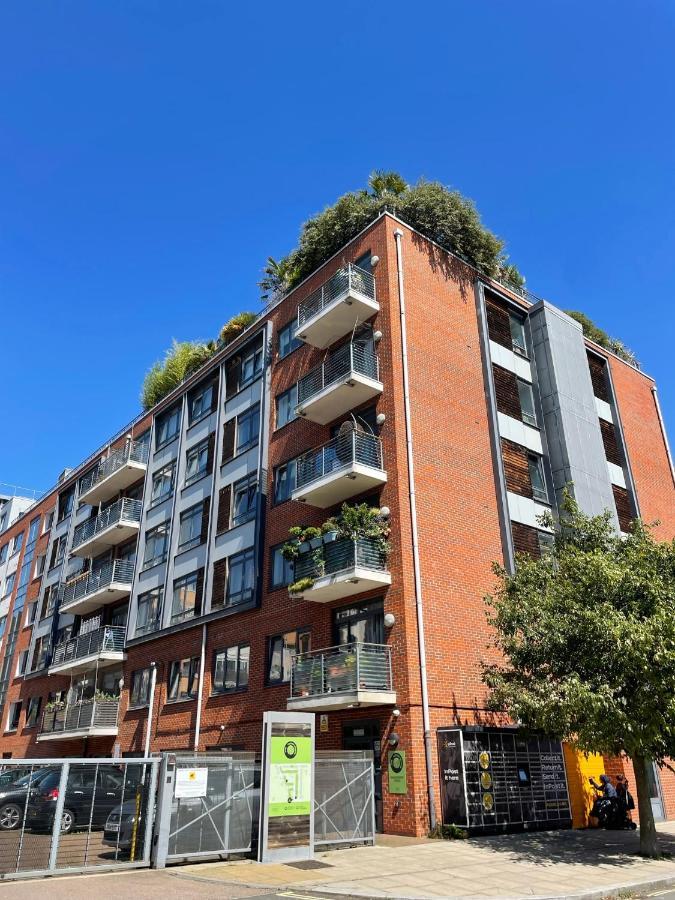 Cosy 1 Bedroom Apartment With Balcony Near Chiswick Londra Esterno foto