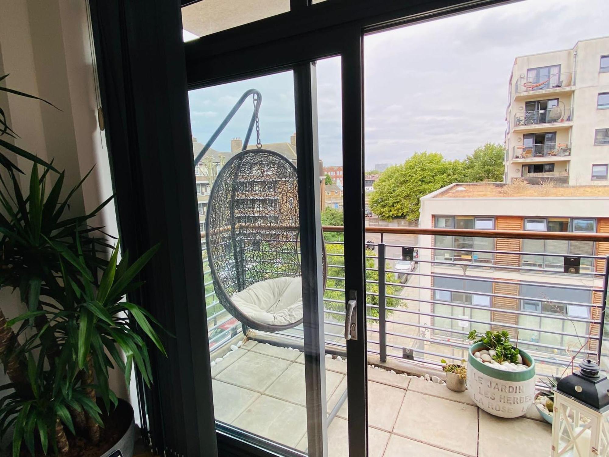 Cosy 1 Bedroom Apartment With Balcony Near Chiswick Londra Esterno foto